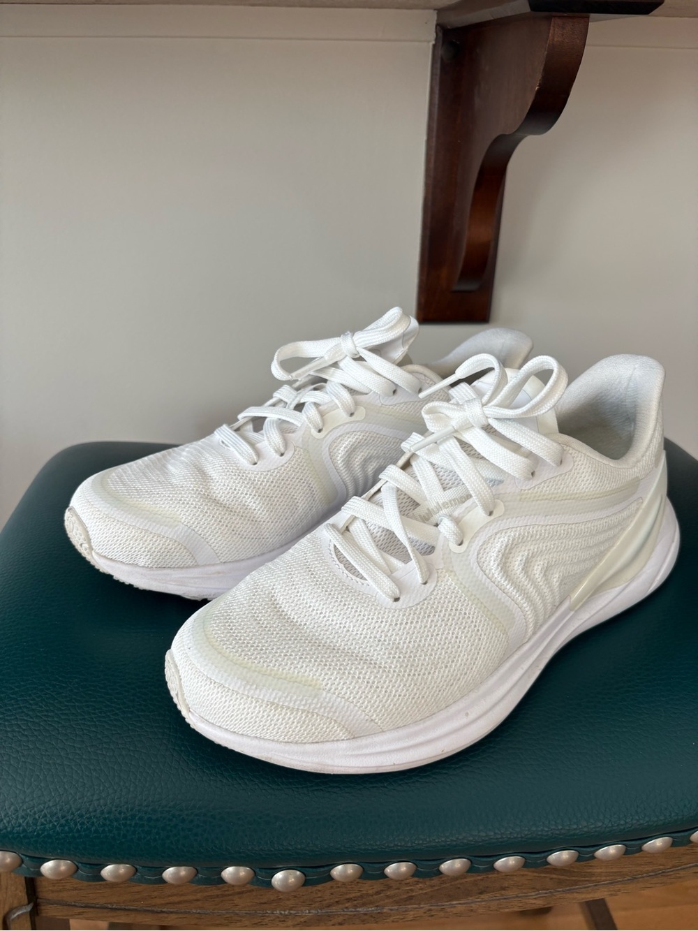 Lululemon Blissfeel 2 Running Shoe - White/White/Light Vapor